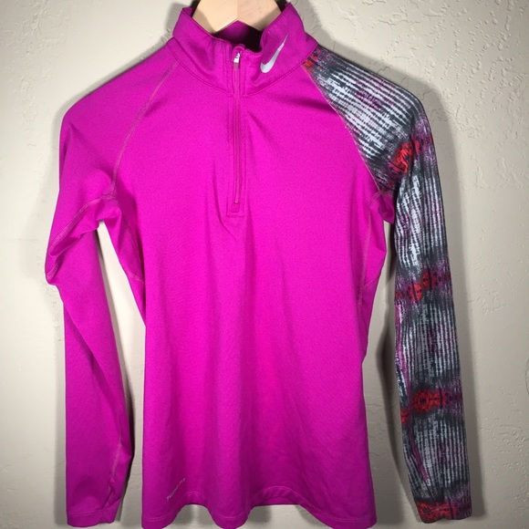 Nike Tops - Nike Pro Combat shirt fitted pattern sleeve Sz. S